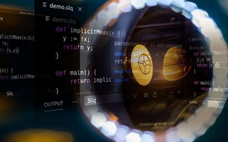 赵县 api php源码,下载的php源码怎么运行呢？