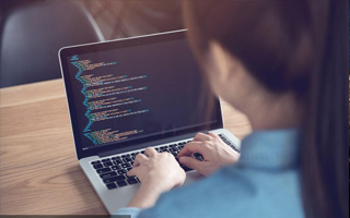 赵县 api php源码,下载的php源码怎么运行呢？